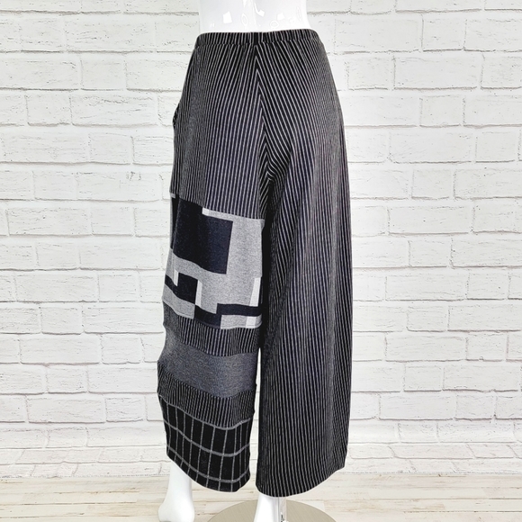 Designer Alembika Funky Blk/Wht Pinstripe Pant NWOT! Alembika Size:4 - Picture 9 of 12